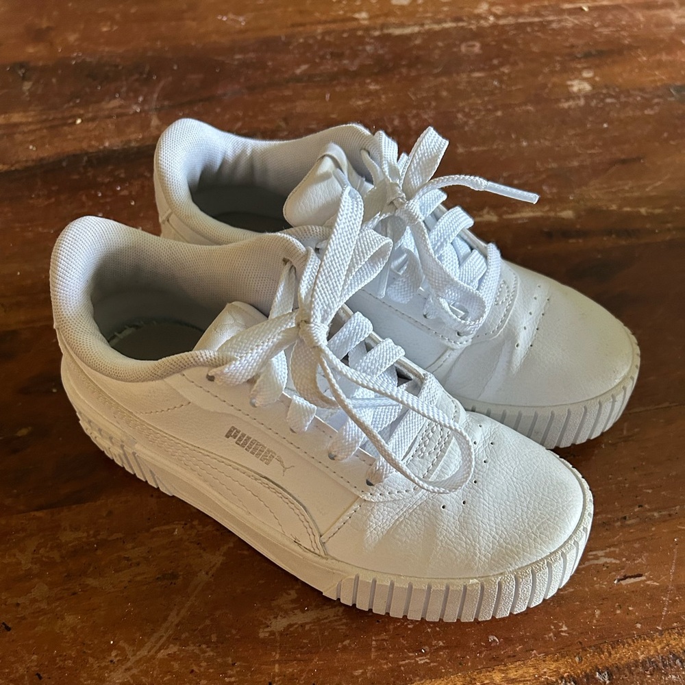 Puma Girls Sneakers | White/White | 2 C | Great Condition